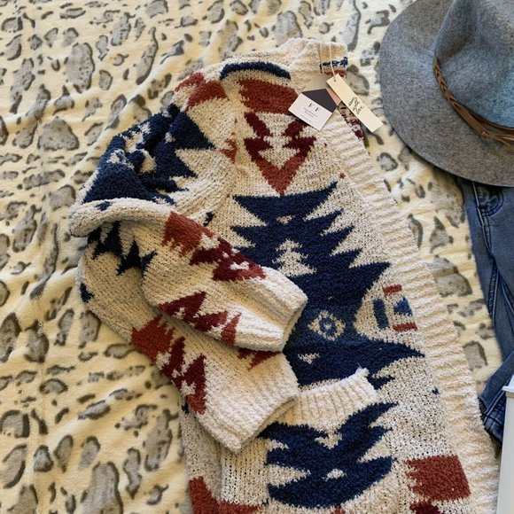 New Native Print Boho Blanket Cardigan Sweater - Picture 5 of 6